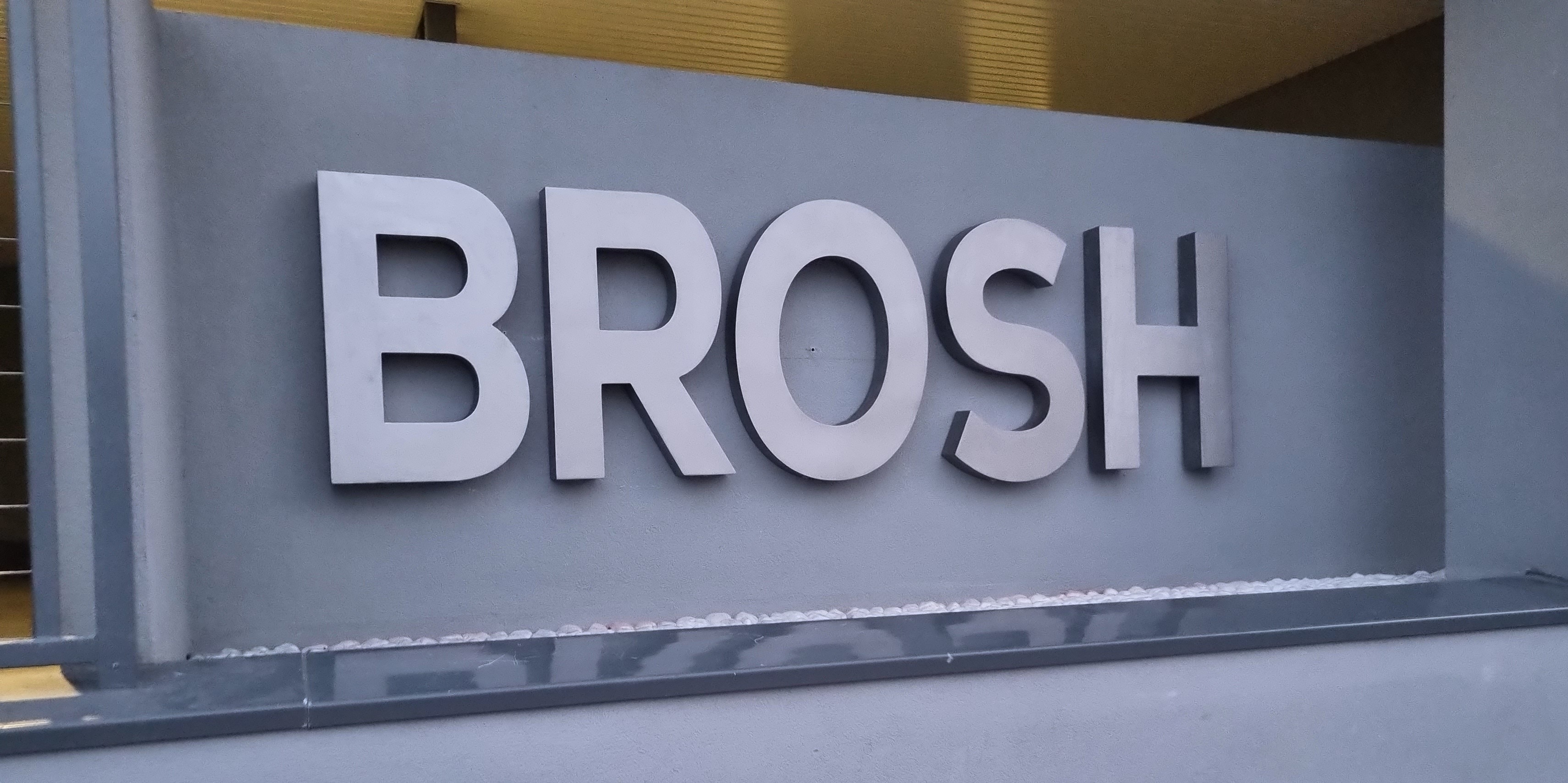 Rótulo luminoso en Málaga